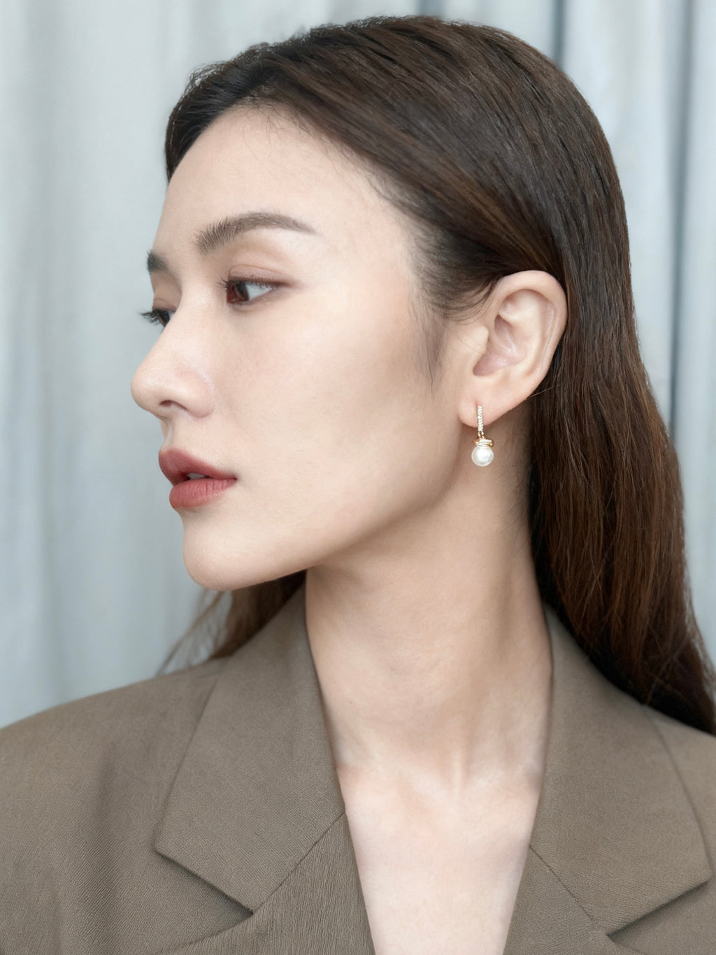 Straight-line Zirconia Studs