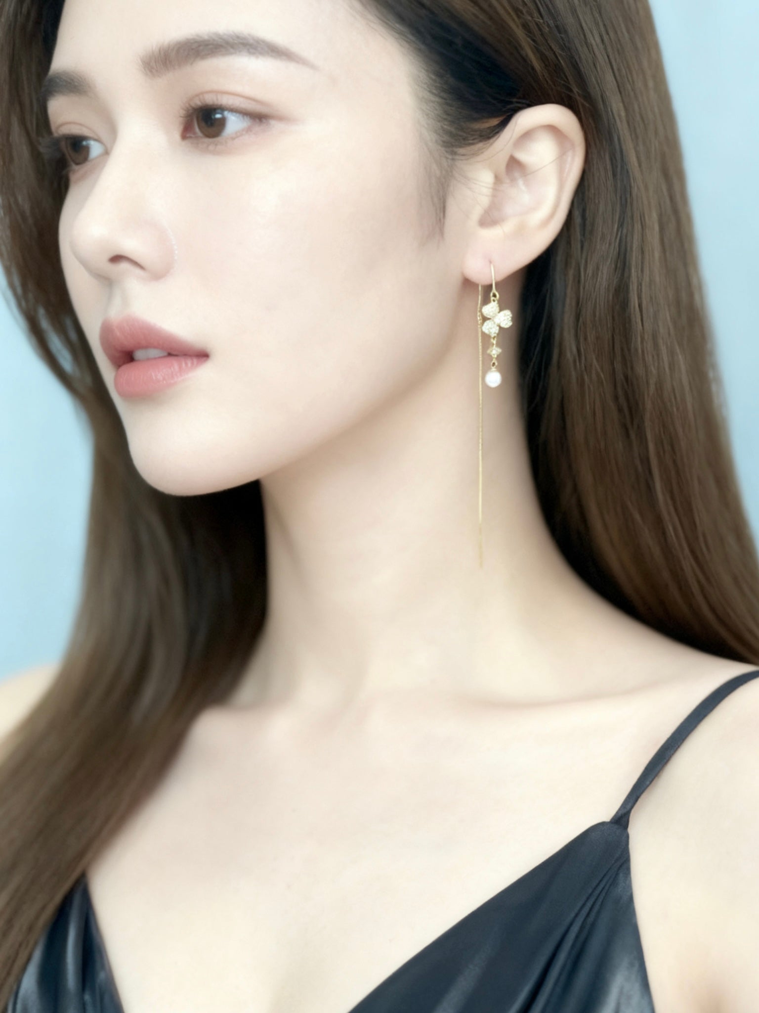 𝘊𝘭𝘰𝘷𝘦𝘳 𝘗𝘦𝘢𝘳𝘭 𝘊𝘩𝘢𝘳𝘮 ☘︎