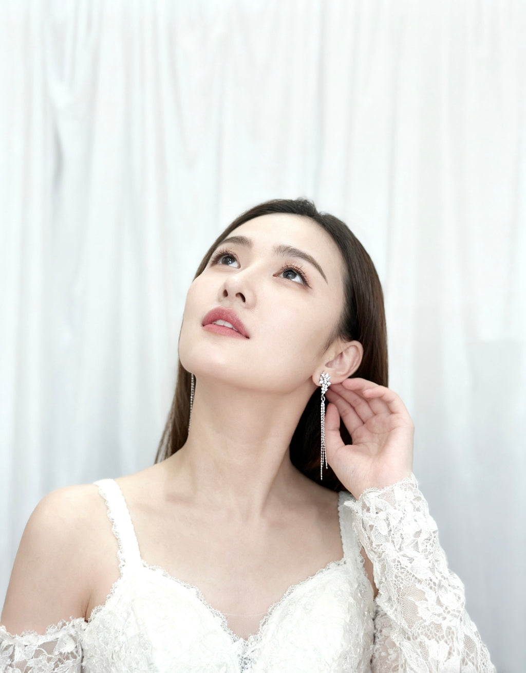 𝙀𝙩𝙚𝙧𝙣𝙖𝙡 𝙎𝙥𝙖𝙧𝙠𝙡𝙞𝙣𝙜 𝘿𝙖𝙣𝙜𝙡𝙚𝙨