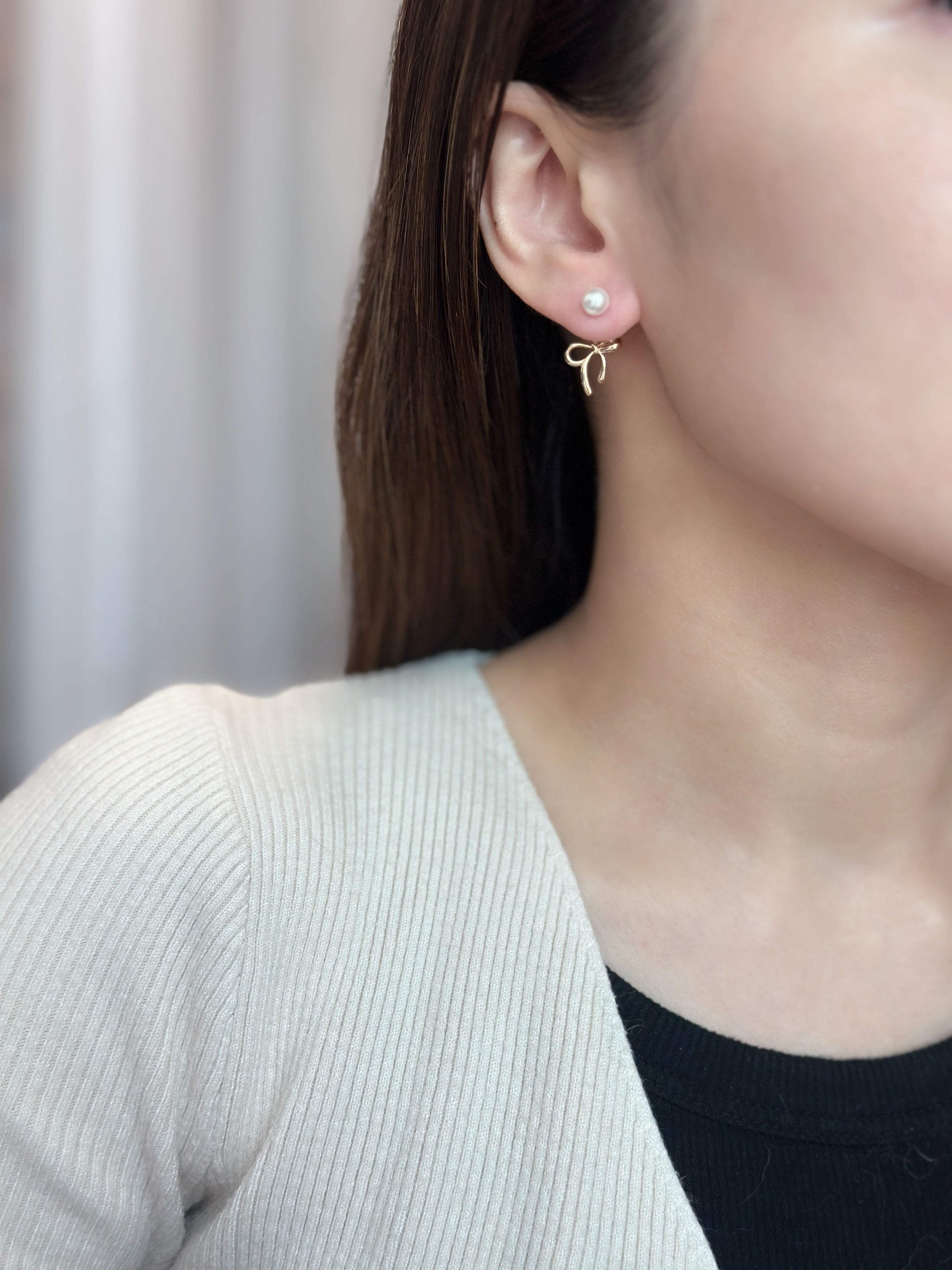 ⋆ 𝘗𝘦𝘢𝘳𝘭 𝘉𝘰𝘸 𝘍𝘳𝘰𝘯𝘵 𝘉𝘢𝘤𝘬 𝘌𝘢𝘳𝘳𝘪𝘯𝘨𝘴