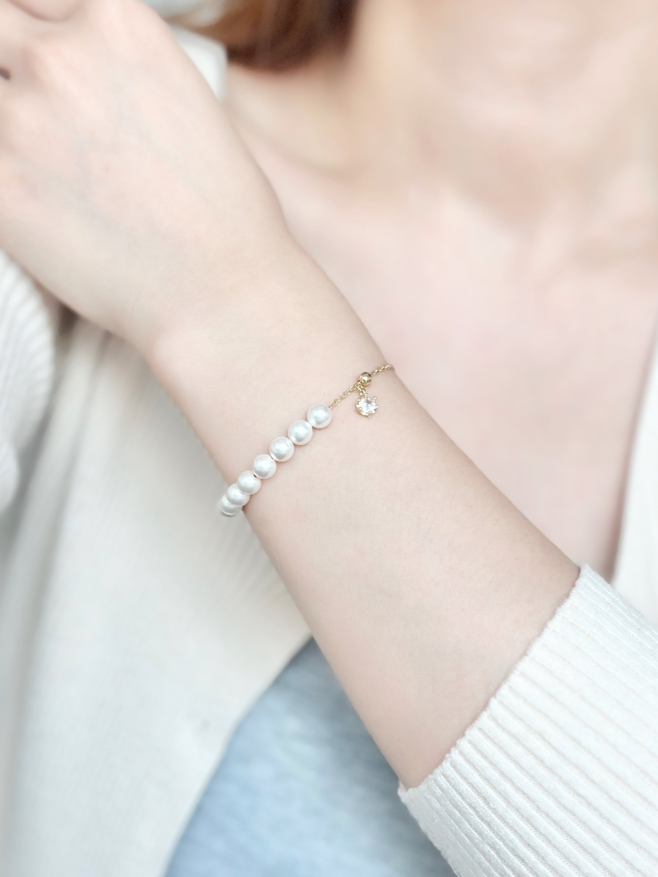 ☆⋆ 𝘈𝘪𝘳𝘺 𝘓𝘶𝘹𝘦 𝘗𝘦𝘢𝘳𝘭 𝘉𝘳𝘢𝘤𝘦𝘭𝘦𝘵 💫