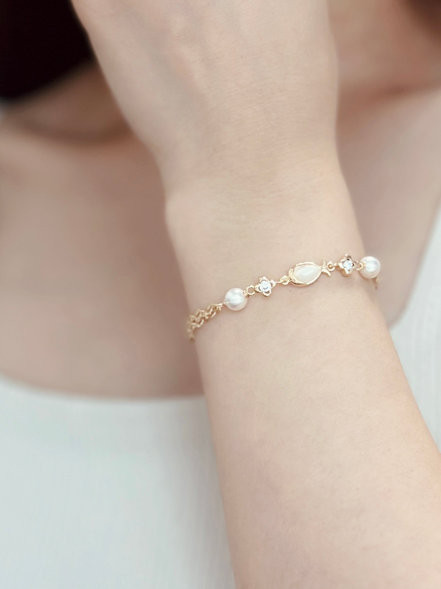 𝘓𝘶𝘮𝘪𝘯𝘰𝘶𝘴 𝘖𝘤𝘦𝘢𝘯 𝘉𝘳𝘢𝘤𝘦𝘭𝘦𝘵  𓆝⋆｡˚