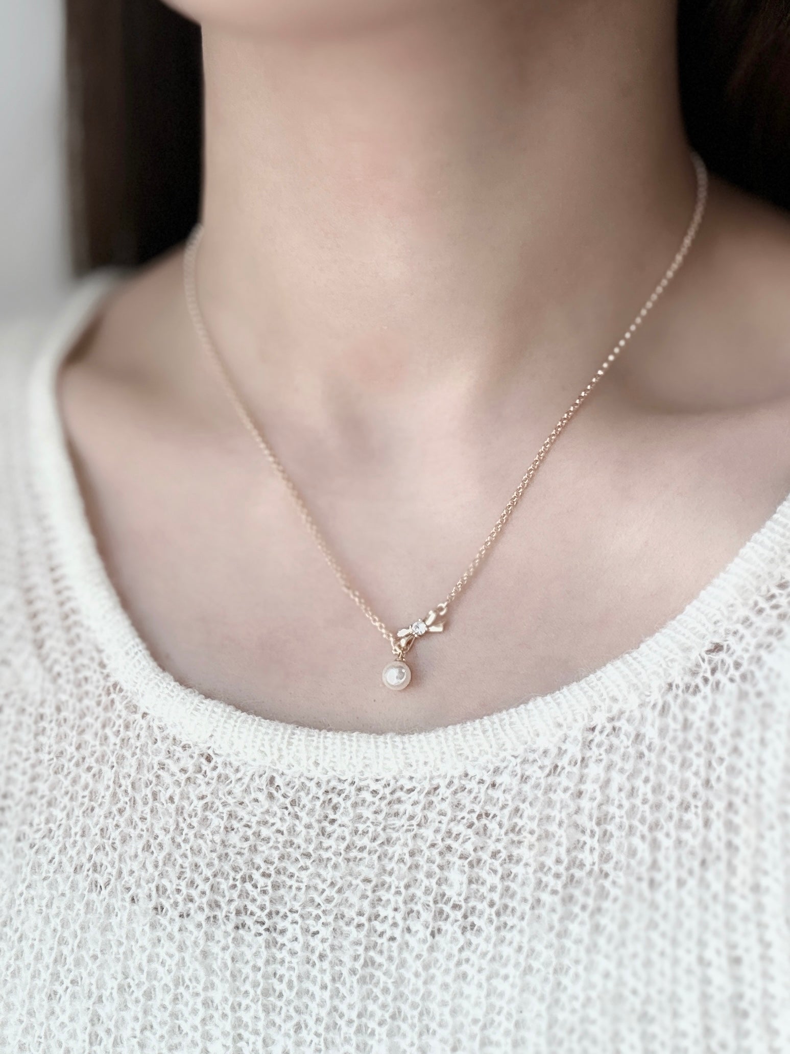 𝘗𝘦𝘵𝘪𝘵 𝘉𝘰𝘸 𝘕𝘦𝘤𝘬𝘭𝘢𝘤𝘦