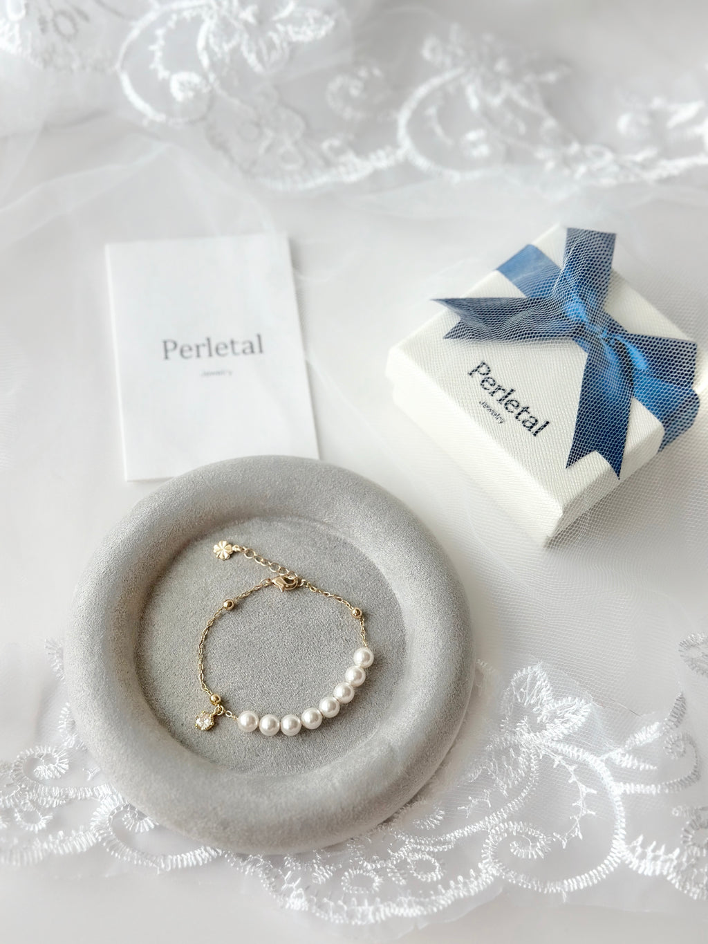 ☆⋆ 𝘈𝘪𝘳𝘺 𝘓𝘶𝘹𝘦 𝘗𝘦𝘢𝘳𝘭 𝘉𝘳𝘢𝘤𝘦𝘭𝘦𝘵 💫