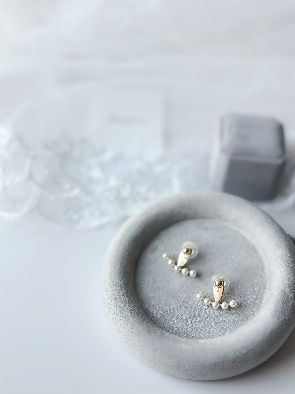 ࣪ ˖ ⊹ ࣪𝘓𝘰𝘣𝘦 𝘎𝘰𝘭𝘥 𝘗𝘦𝘢𝘳𝘭 𝘖𝘳𝘣𝘪𝘵