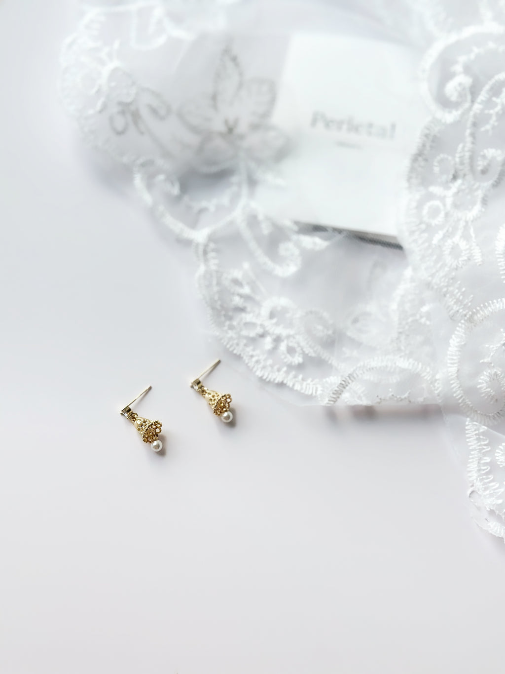 ੈ✩𝘎𝘰𝘭𝘥𝘦𝘯 𝘉𝘦𝘭𝘭 𝘌𝘭𝘦𝘨𝘢𝘯𝘤𝘦