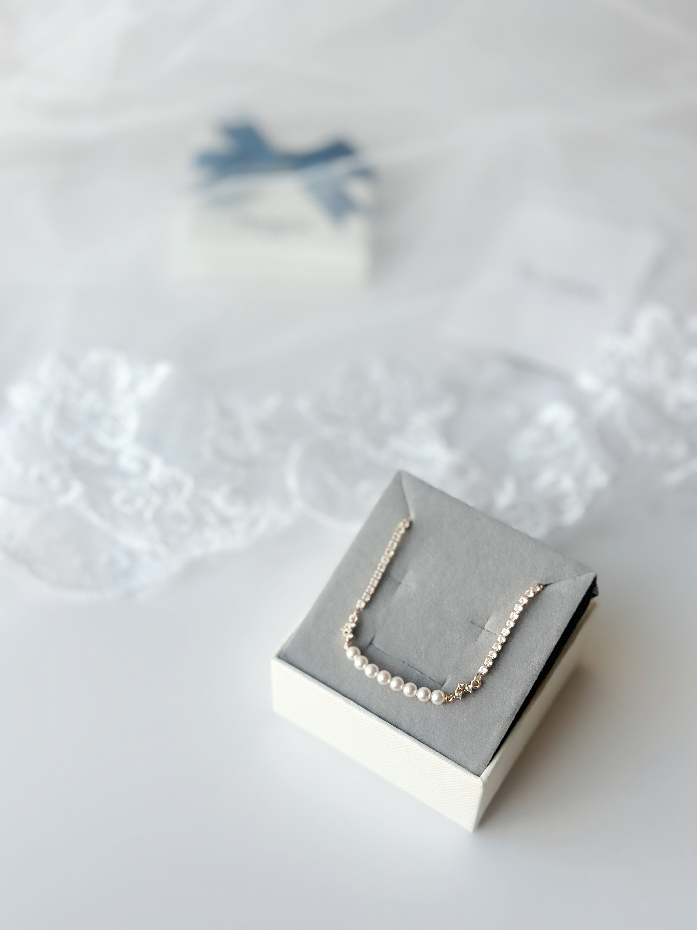 ✴︎ 𝘓𝘶𝘹𝘦 𝘙𝘢𝘥𝘪𝘢𝘯𝘤𝘦 𝘉𝘳𝘢𝘤𝘦𝘭𝘦𝘵