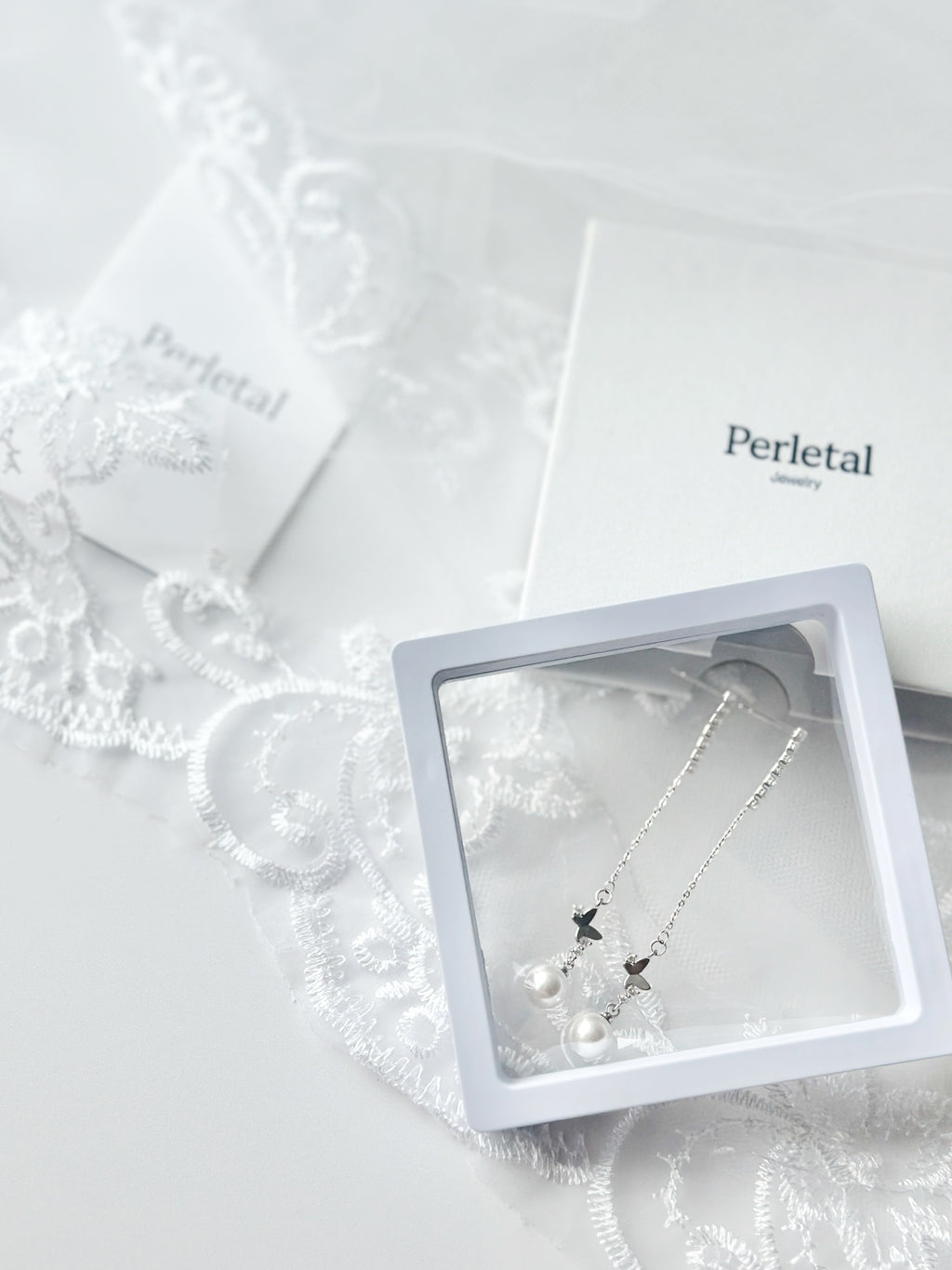 𝘌𝘵𝘩𝘦𝘳𝘦𝘢𝘭 𝘗𝘦𝘢𝘳𝘭 𝘋𝘢𝘯𝘨𝘭𝘦  𐦍 ˖