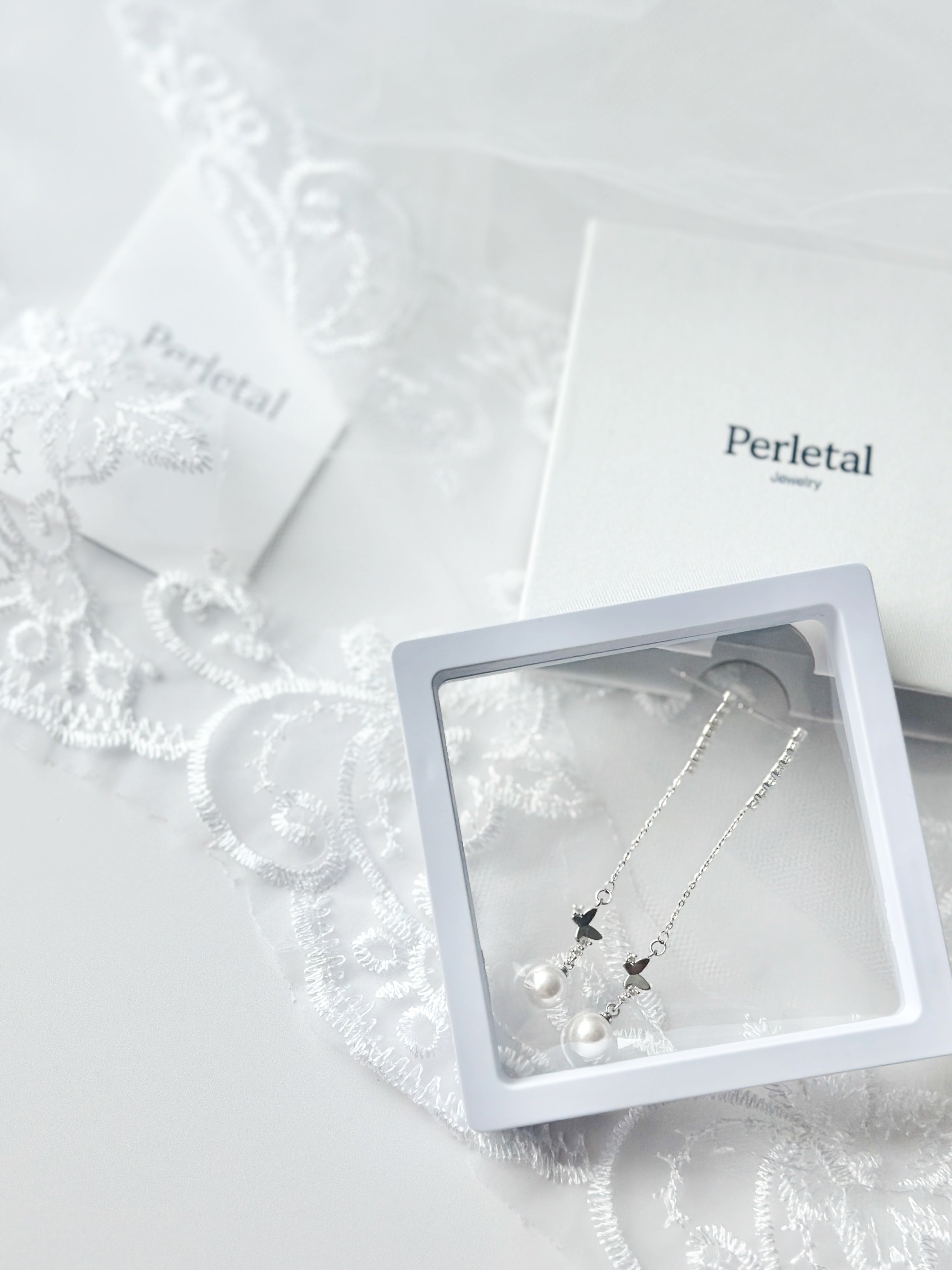 𝘌𝘵𝘩𝘦𝘳𝘦𝘢𝘭 𝘗𝘦𝘢𝘳𝘭 𝘋𝘢𝘯𝘨𝘭𝘦  𐦍 ˖