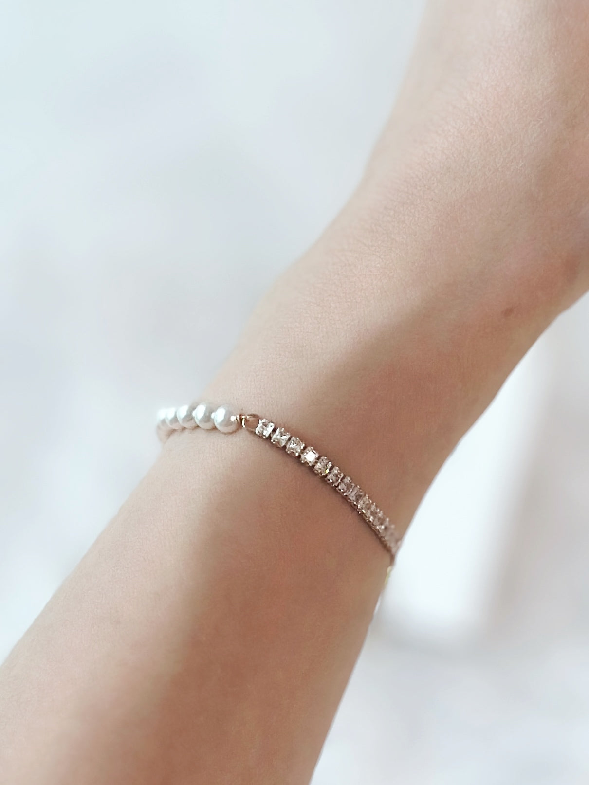 ✴︎ 𝘓𝘶𝘹𝘦 𝘙𝘢𝘥𝘪𝘢𝘯𝘤𝘦 𝘉𝘳𝘢𝘤𝘦𝘭𝘦𝘵