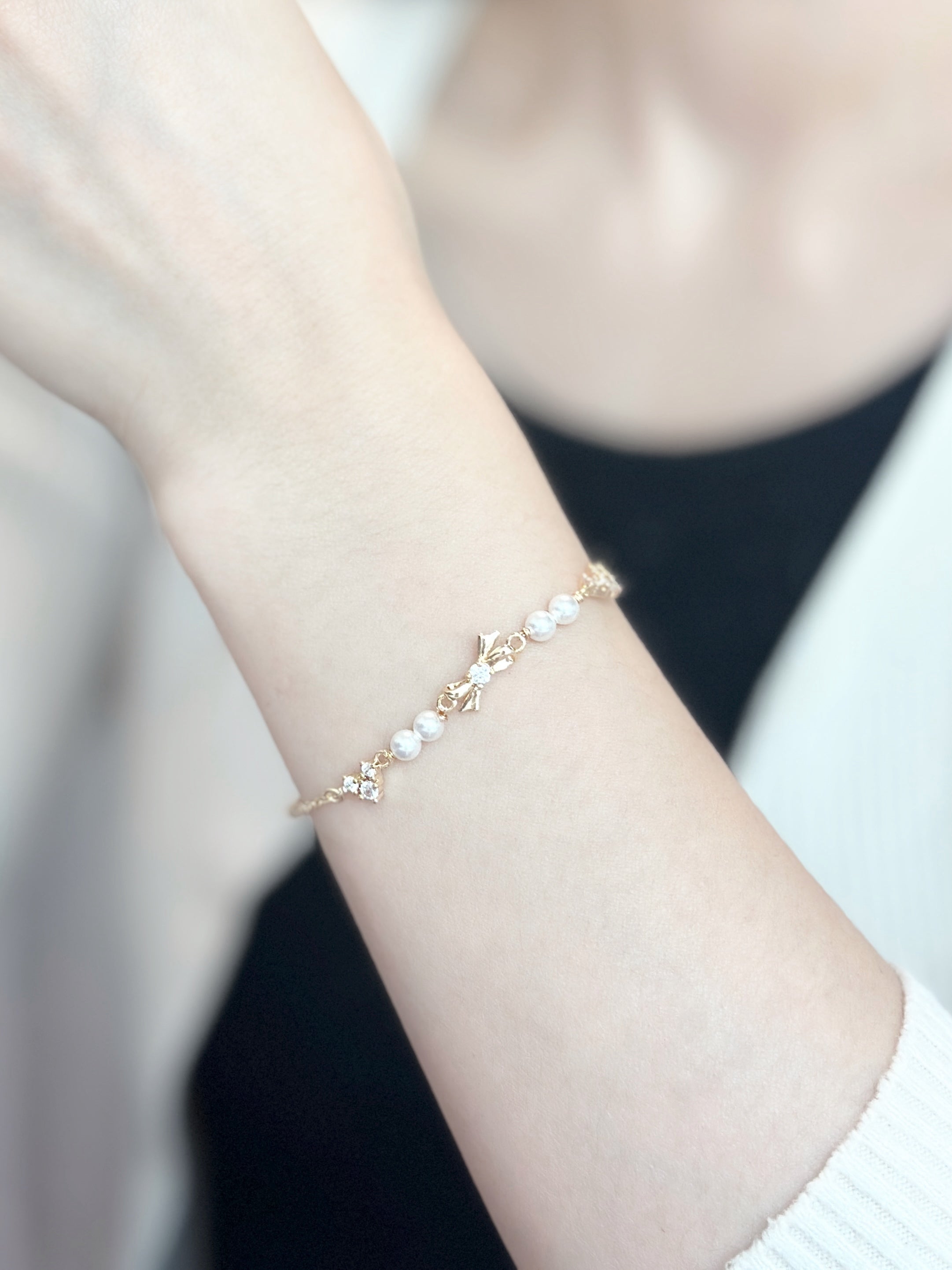 ⋆ 𐙚 ̊. 𝘉𝘰𝘸 𝘗𝘦𝘢𝘳𝘭 𝘝𝘪𝘨𝘯𝘦𝘵𝘵𝘦