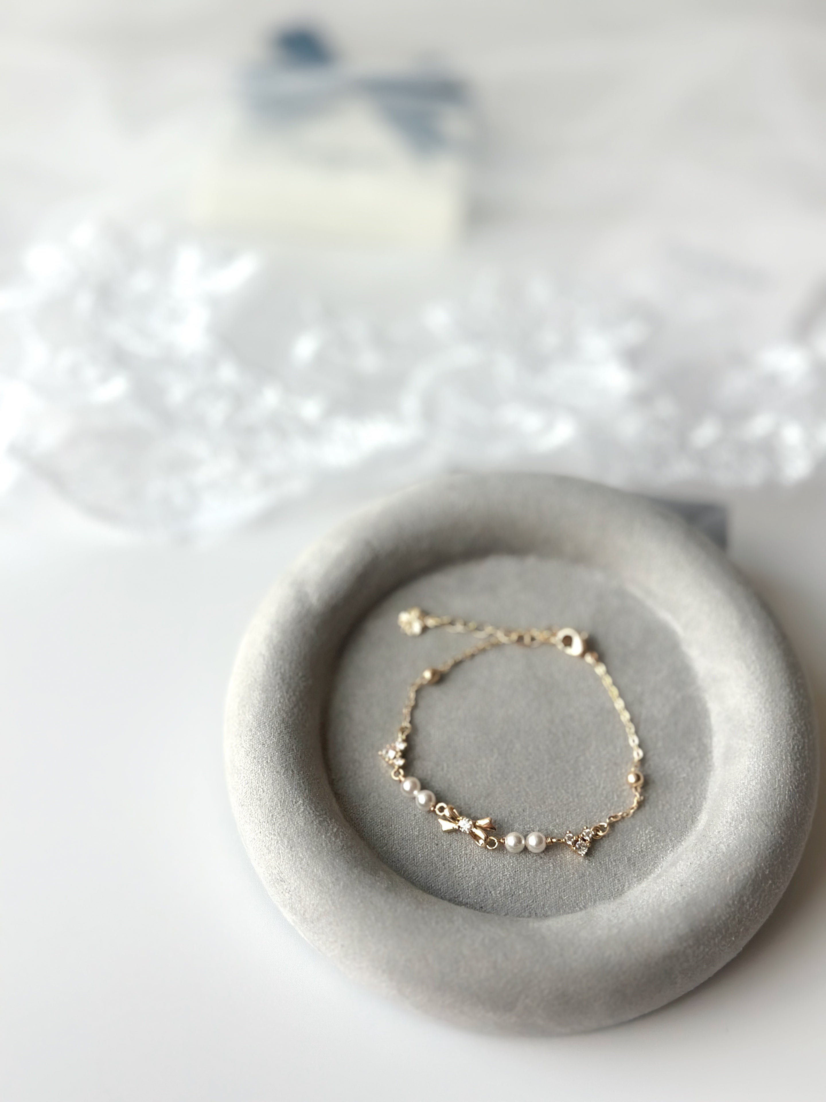 ⋆ 𐙚 ̊. 𝘉𝘰𝘸 𝘗𝘦𝘢𝘳𝘭 𝘝𝘪𝘨𝘯𝘦𝘵𝘵𝘦