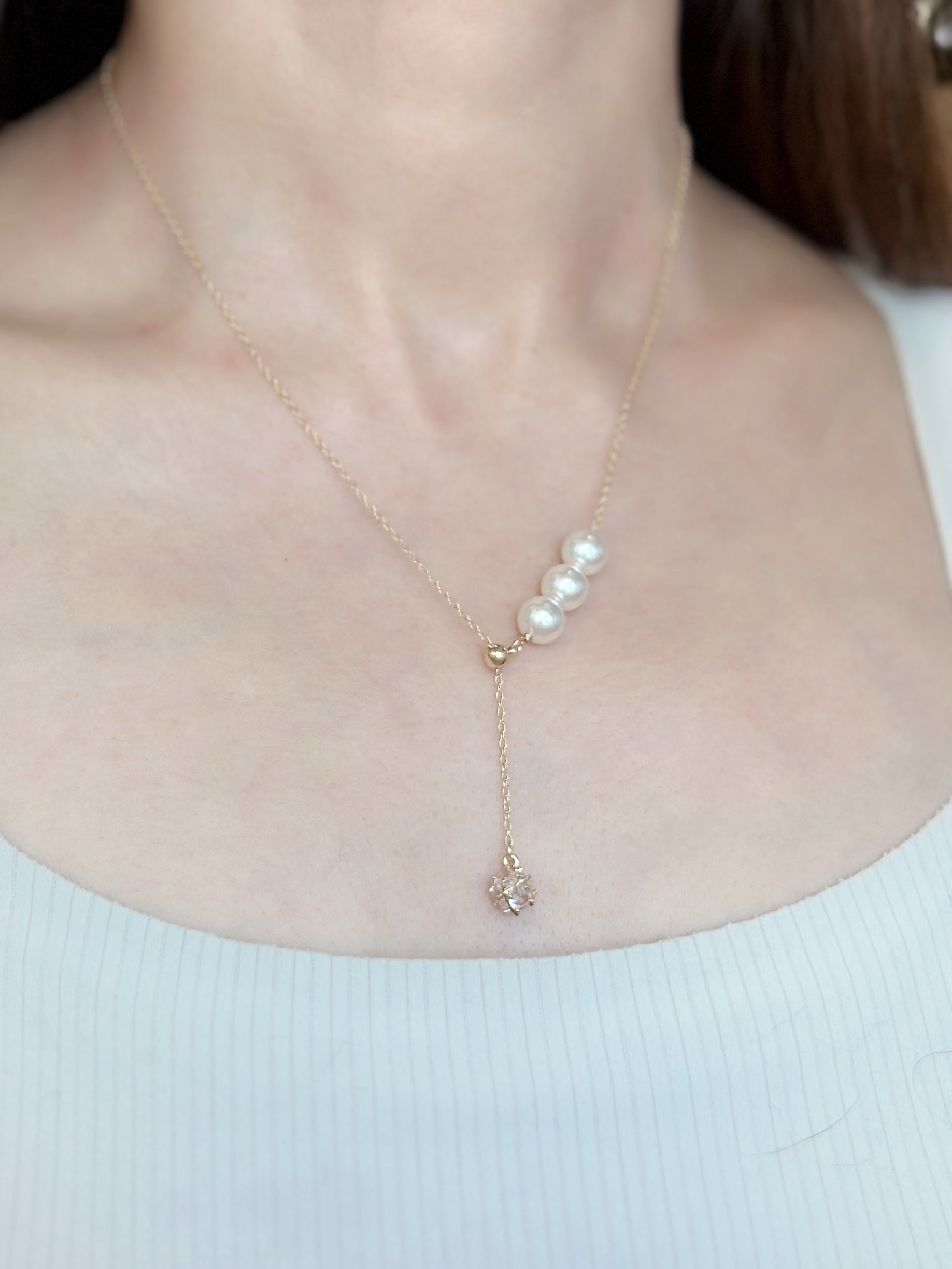 ⊹° 𝘓𝘶𝘮𝘪𝘯𝘰𝘶𝘴 𝘗𝘦𝘢𝘳𝘭𝘴 𝘕𝘦𝘤𝘬𝘭𝘢𝘤𝘦 ︎ ︎