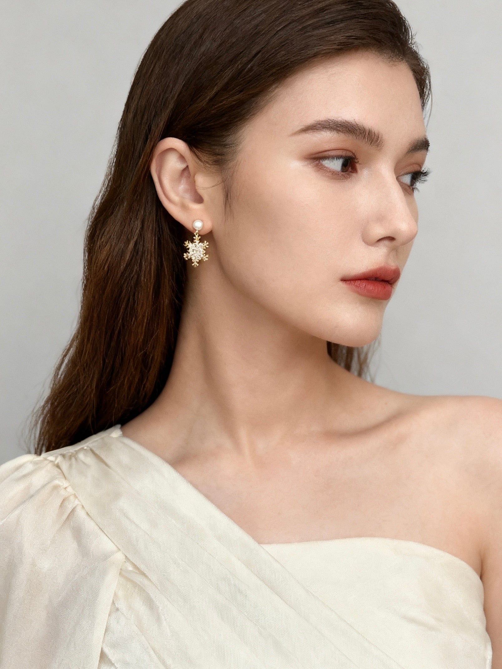 ❄︎ 𝘚𝘯𝘰𝘸𝘧𝘭𝘢𝘬𝘦 𝘚𝘦𝘳𝘦𝘯𝘢𝘥𝘦 𝘚𝘦𝘵