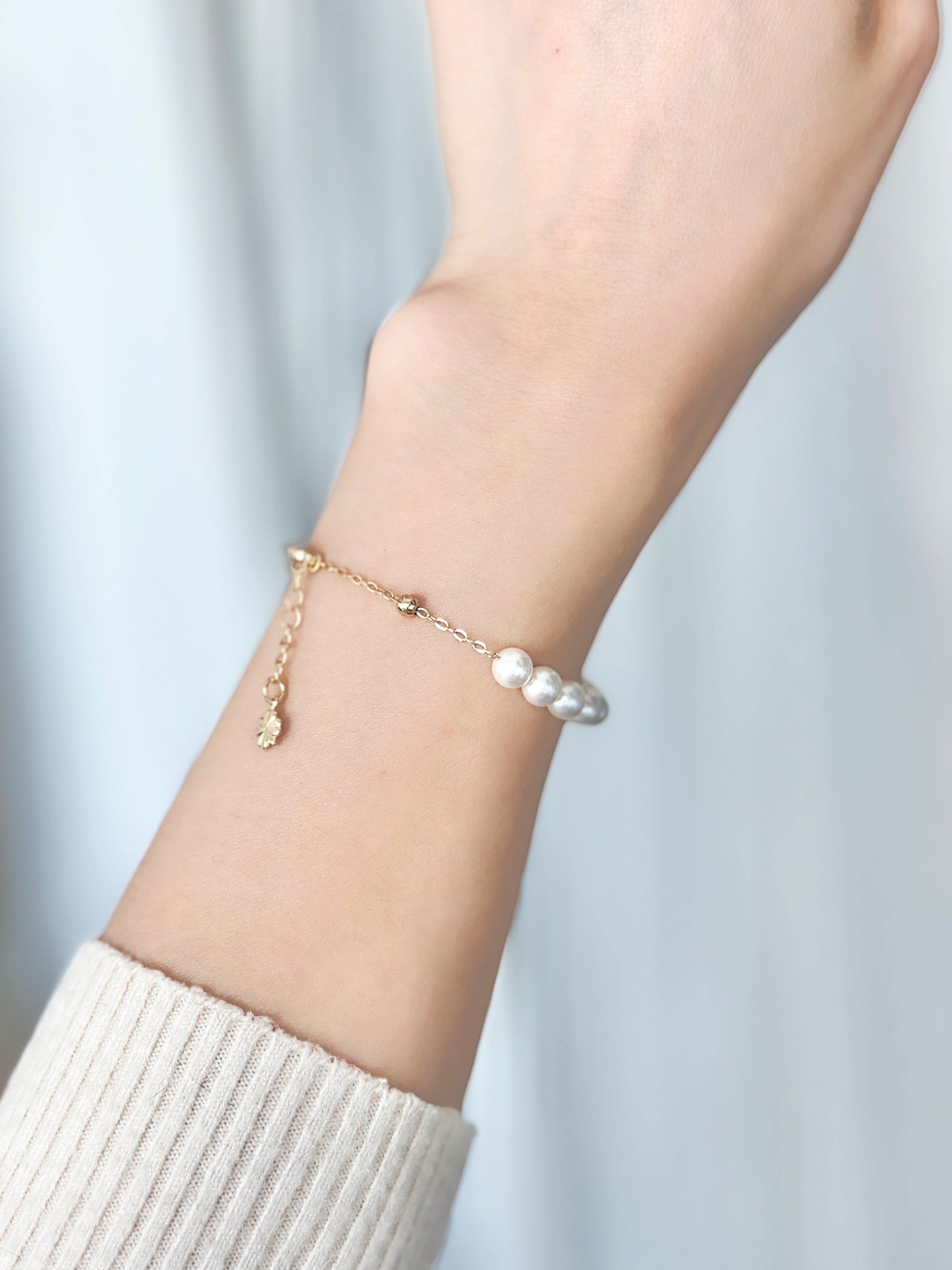 ☆⋆ 𝘈𝘪𝘳𝘺 𝘓𝘶𝘹𝘦 𝘗𝘦𝘢𝘳𝘭 𝘉𝘳𝘢𝘤𝘦𝘭𝘦𝘵 💫