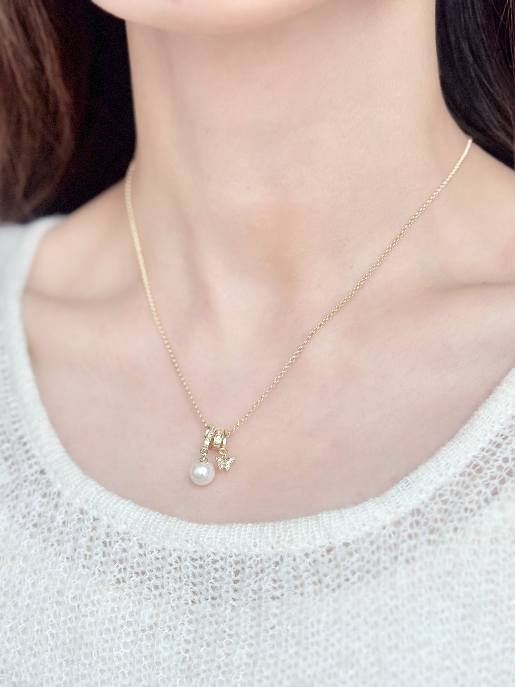 𐦍 𝘗𝘦𝘢𝘳𝘭 𝘉𝘶𝘵𝘵𝘦𝘳𝘧𝘭𝘺 𝘞𝘩𝘪𝘴𝘱𝘦𝘳