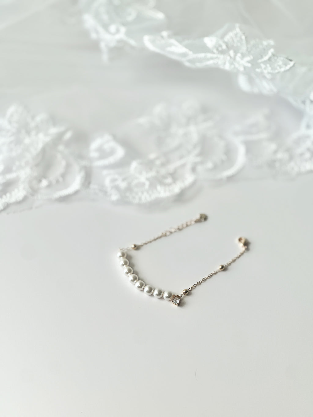 ☆⋆ 𝘈𝘪𝘳𝘺 𝘓𝘶𝘹𝘦 𝘗𝘦𝘢𝘳𝘭 𝘉𝘳𝘢𝘤𝘦𝘭𝘦𝘵 💫