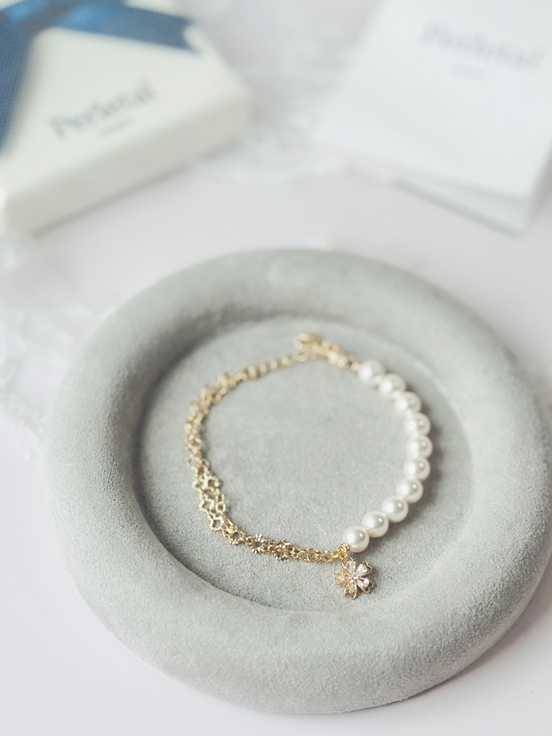 𝘍𝘭𝘰𝘳𝘢𝘭 𝘋𝘳𝘦𝘢𝘮 𝘉𝘳𝘢𝘤𝘦𝘭𝘦𝘵 ❀