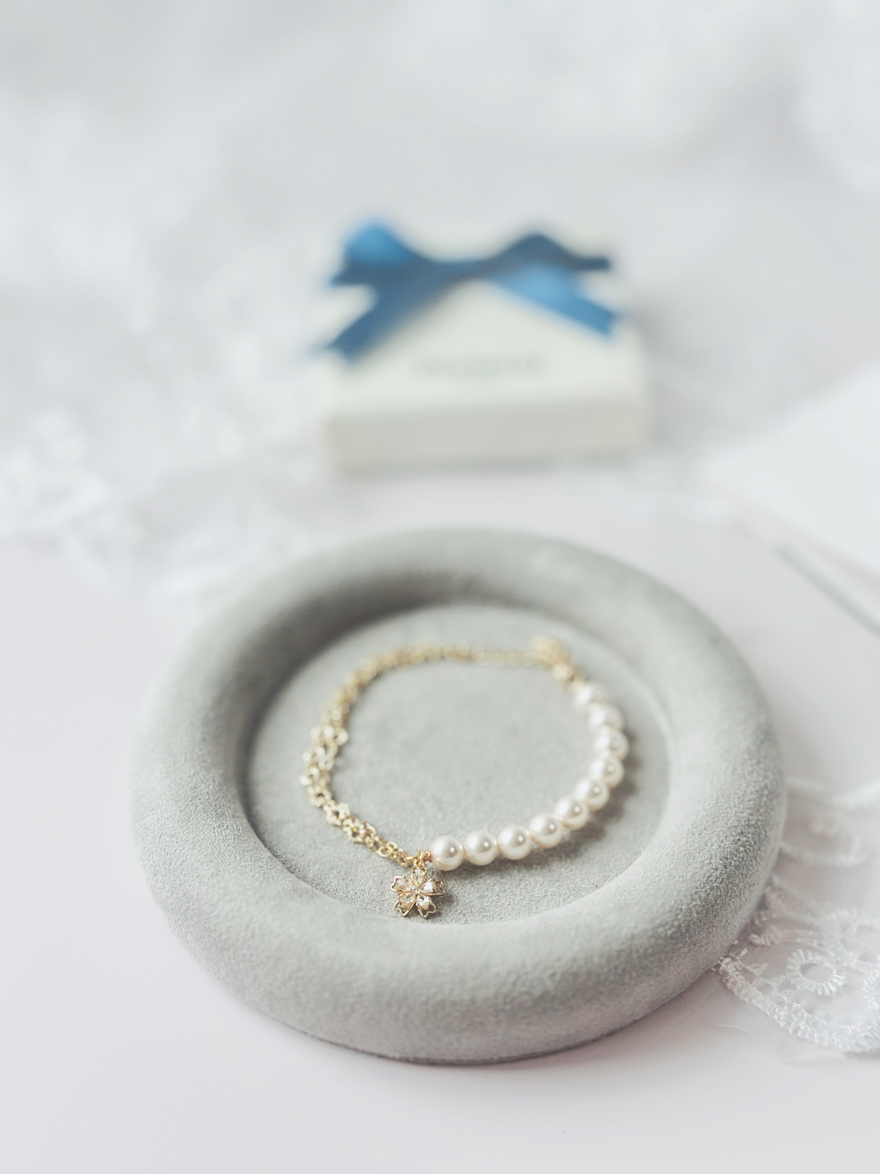 𝘍𝘭𝘰𝘳𝘢𝘭 𝘋𝘳𝘦𝘢𝘮 𝘉𝘳𝘢𝘤𝘦𝘭𝘦𝘵 ❀