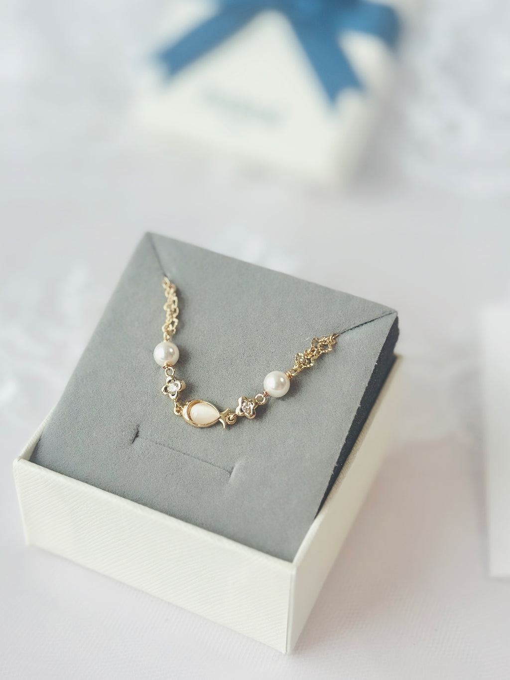 𝘓𝘶𝘮𝘪𝘯𝘰𝘶𝘴 𝘖𝘤𝘦𝘢𝘯 𝘉𝘳𝘢𝘤𝘦𝘭𝘦𝘵  𓆝⋆｡˚