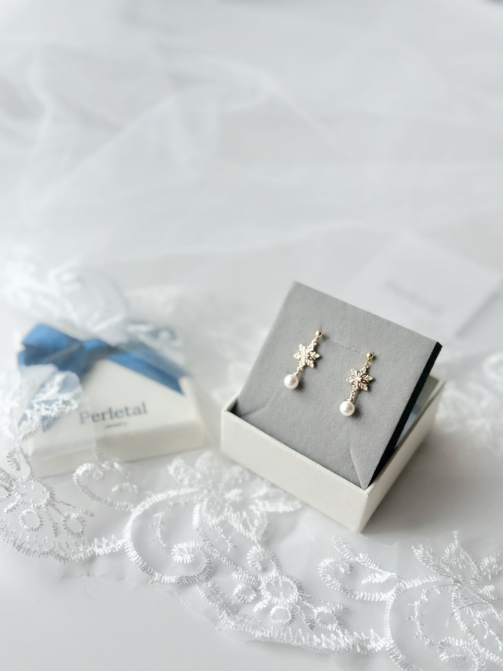 ❆ ࣪ ˖⋆𝘗𝘦𝘢𝘳𝘭 𝘚𝘵𝘢𝘳𝘣𝘶𝘳𝘴𝘵 𝘌𝘢𝘳𝘳𝘪𝘯𝘨𝘴