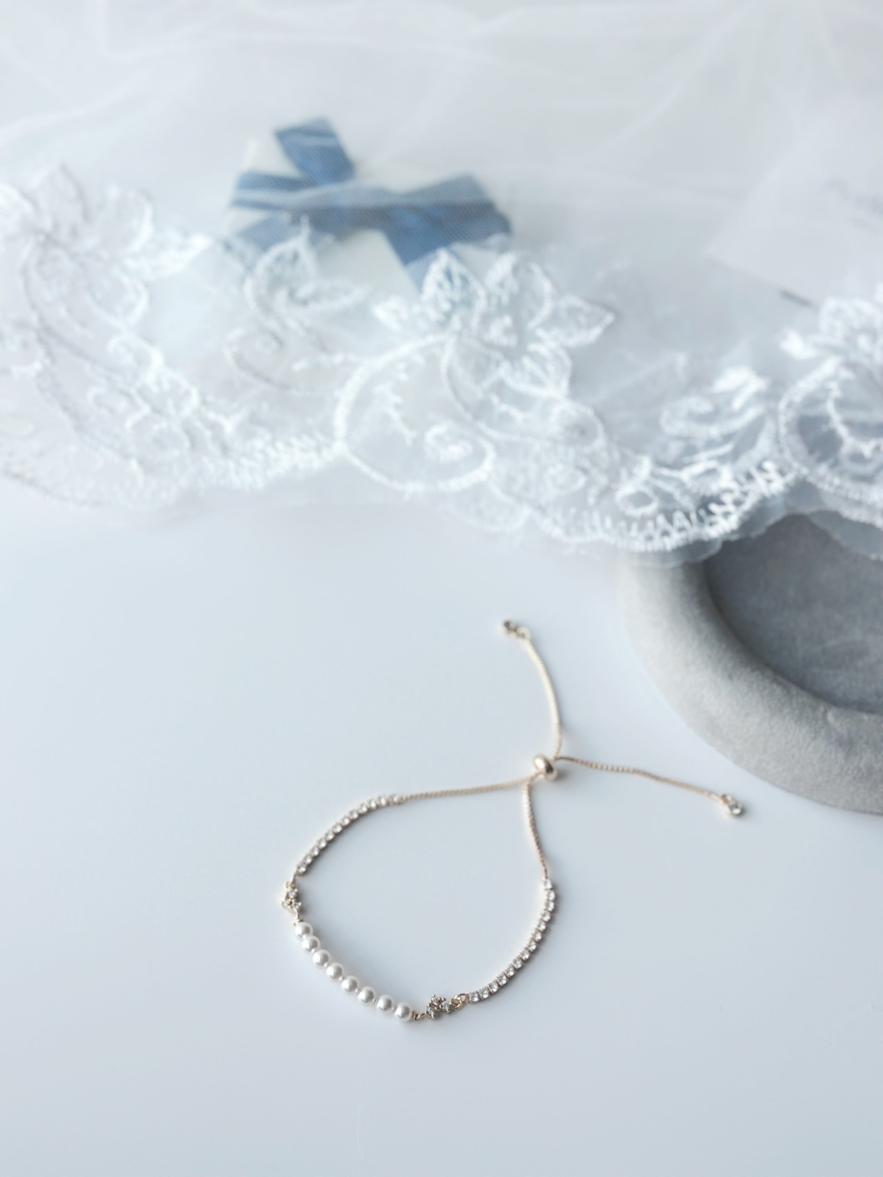 ✴︎ 𝘓𝘶𝘹𝘦 𝘙𝘢𝘥𝘪𝘢𝘯𝘤𝘦 𝘉𝘳𝘢𝘤𝘦𝘭𝘦𝘵