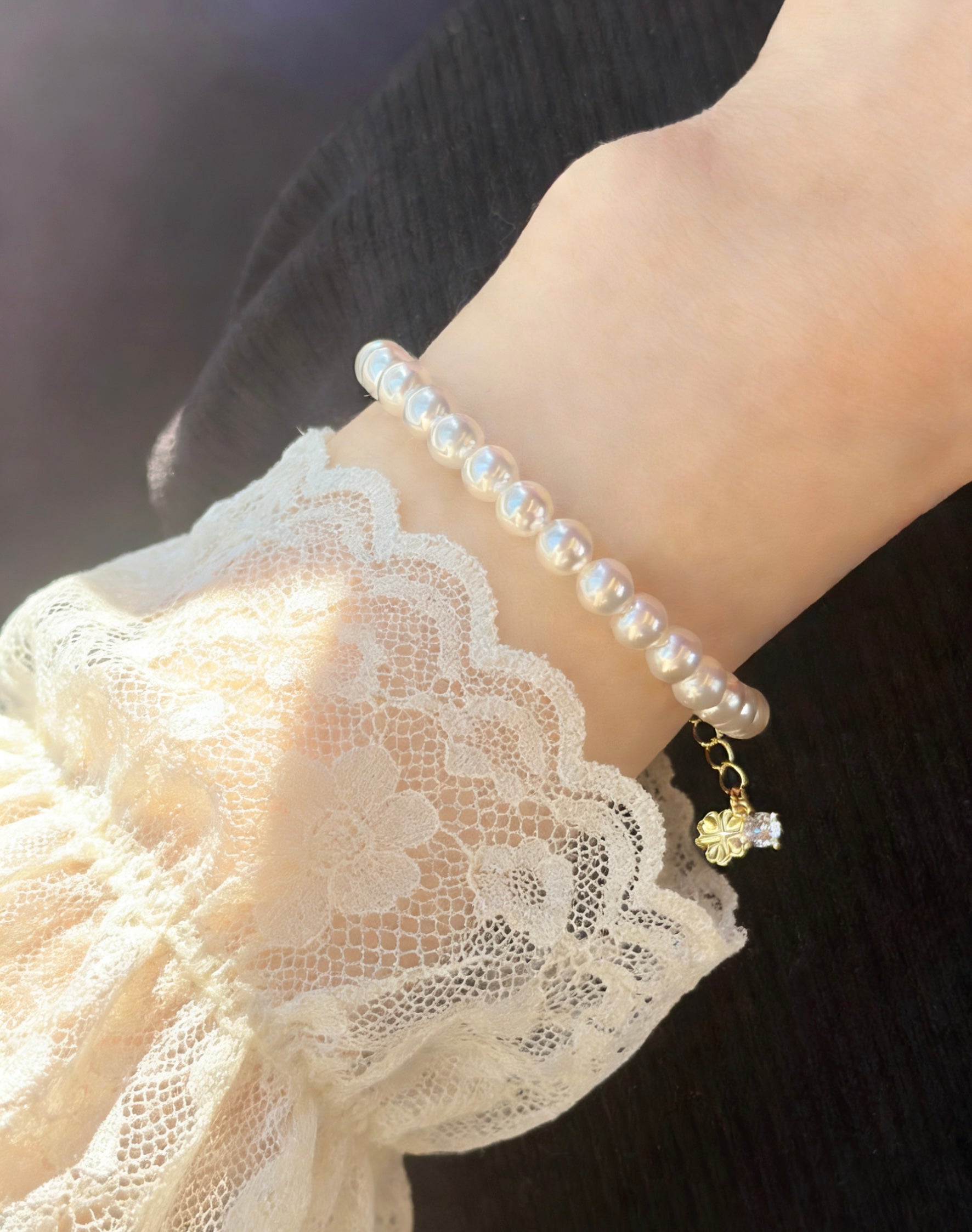 ˖ ⊹ 𝘌𝘵𝘰𝘪𝘭𝘦 𝘓𝘶𝘹𝘦 𝘗𝘦𝘳𝘭𝘦 𝘚𝘦𝘵