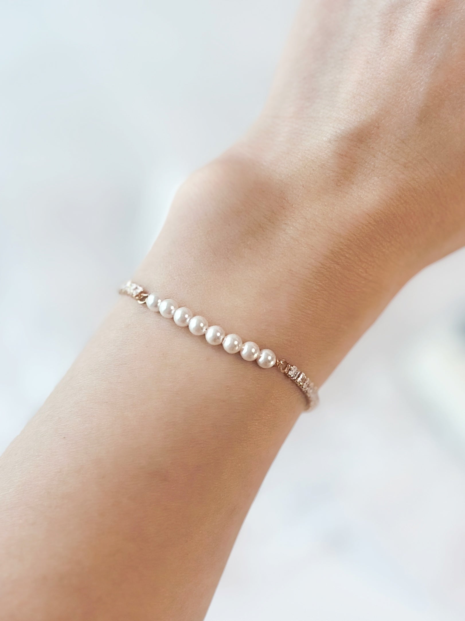 ✴︎ 𝘓𝘶𝘹𝘦 𝘙𝘢𝘥𝘪𝘢𝘯𝘤𝘦 𝘉𝘳𝘢𝘤𝘦𝘭𝘦𝘵